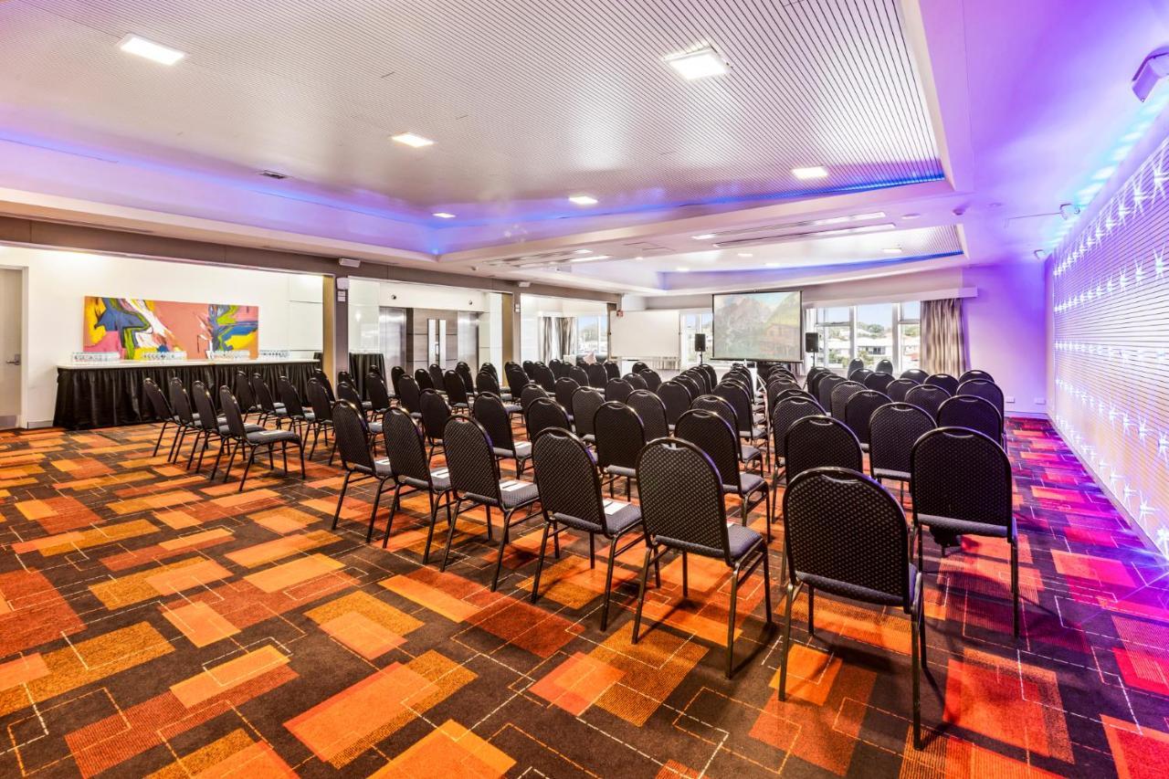 The Colmslie Hotel Brisbane Exterior photo