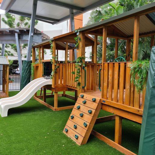 The Colmslie Hotel Brisbane Exterior photo